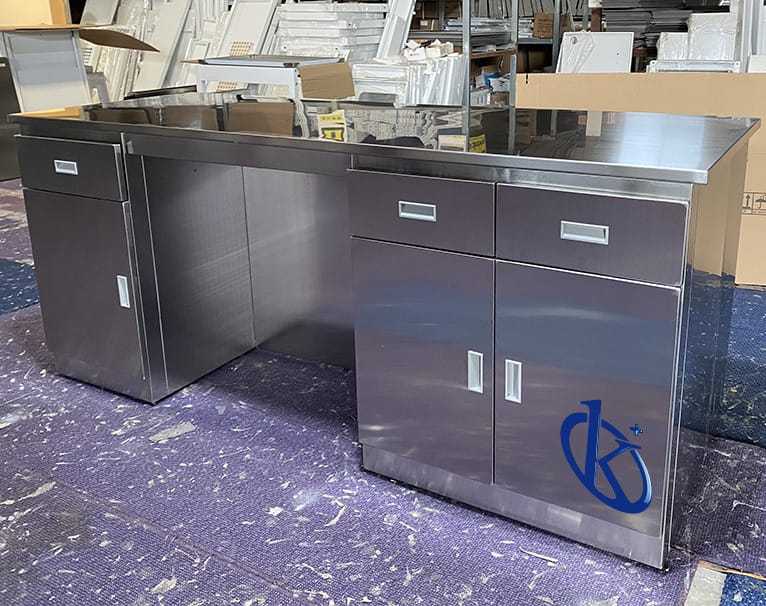 Discover the Versatility and Durability of the 304 Stainless Steel Work Bench