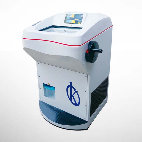 Exploring the Practical Applications of Cryostat in the Research Laboratory